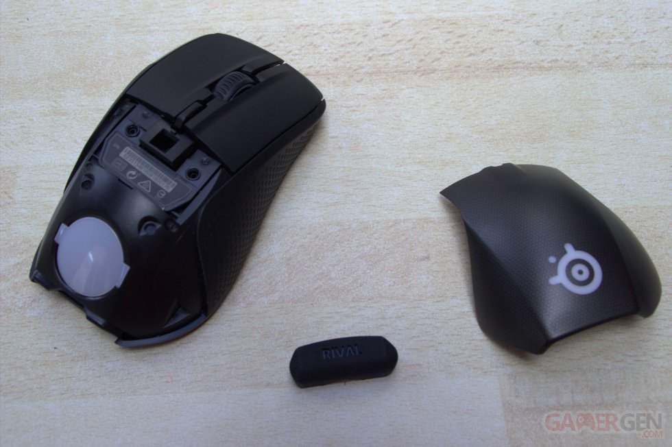 SteelSeries Rival 700 Unboxing Souris Gaming Gamer OLED Déballage Boîte Packaging GamerGen_com Clint008 (18)
