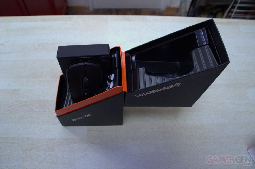 SteelSeries Rival 700 Unboxing Souris Gaming Gamer OLED Déballage Boîte Packaging GamerGen_com Clint008 (7)