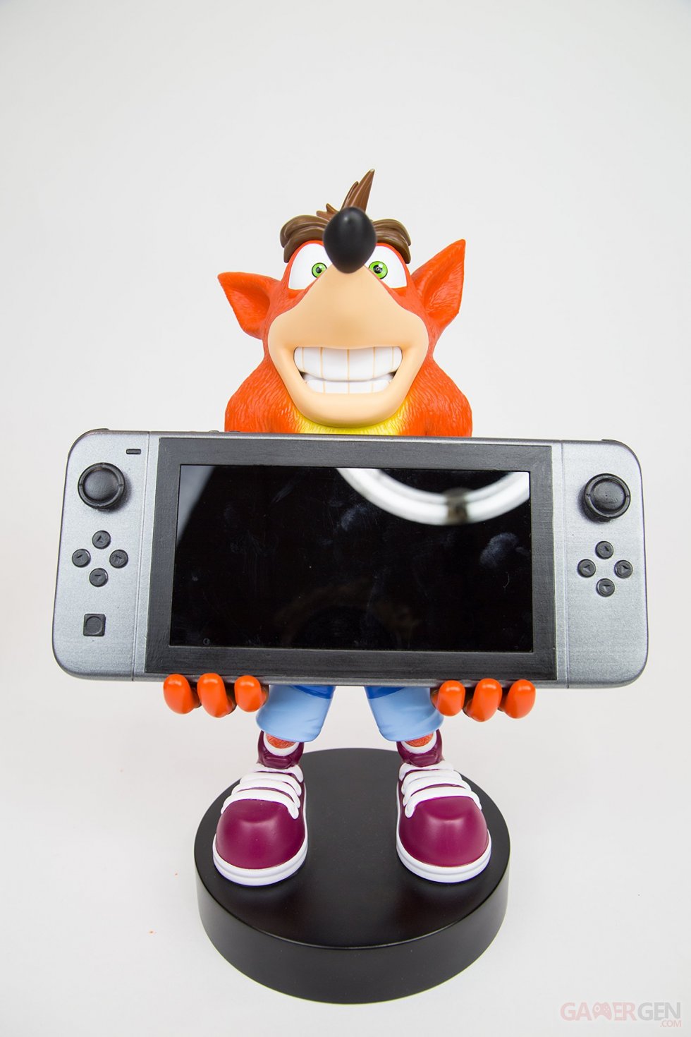 Switch  support accessoire Crash Bandicoot (3)