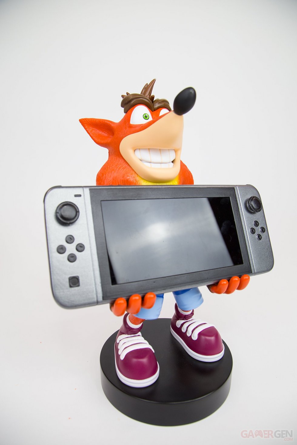 Switch  support accessoire Crash Bandicoot (5)