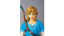 The Legend of zelda Breath of the Wild figurine Link images (9)