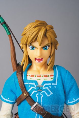 The Legend of zelda Breath of the Wild figurine Link images (9)