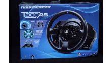 Thrustmaster T300 RS Unboxing volant  (3)