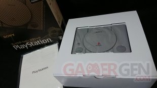 Unboxing deballage PlayStation Classic PS console machine images (9)