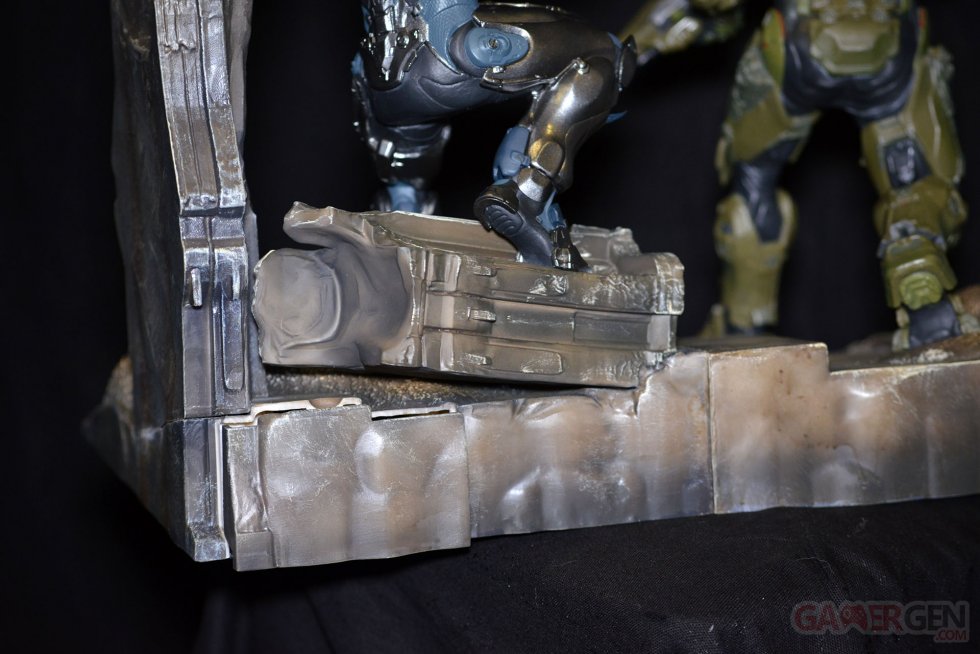 UNBOXING - Halo 5  Guardians - Limited Collector's Edition 0051