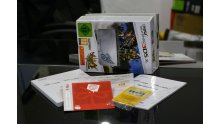UNBOXING NEW 3DS MONSTER HUNTER 4 ULTIMATE EDITION 001_1