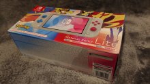 Unboxing - Nintendo Switch LITE Zacian Zamazenta Pokémon Collector 030