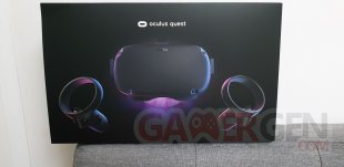 Unboxing Oculus Quest 0002