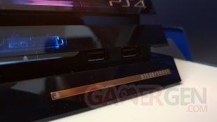 Unboxing PlayStation 500 million Limited edition (22) 1