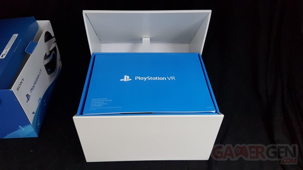 Unboxing PSVR PlayStation VR casque Sony réalité virtuelle 0011