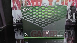 Unboxing Xbox Series X 02