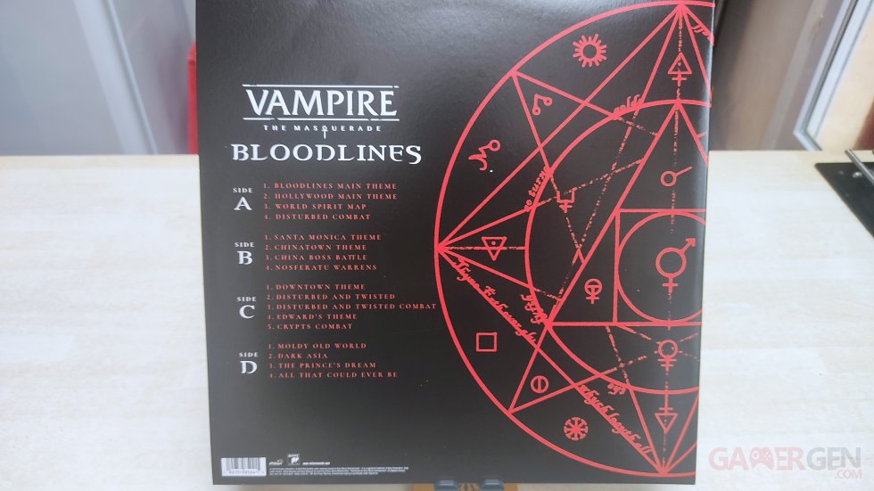 Vinyles Vampire Masquerade Bloodlines Unbooxing (2)