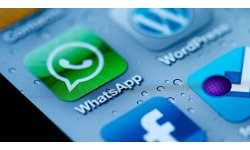 WhatsApp Facebook Photo