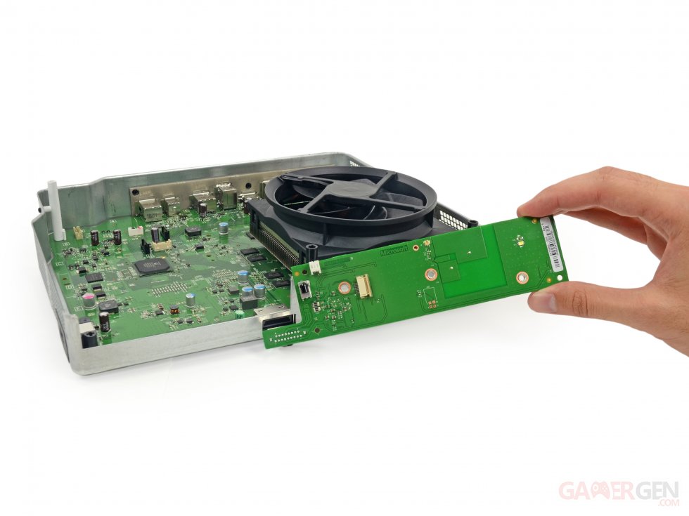 Xbox-One-demontage-console-ifixit-teardown- (24)