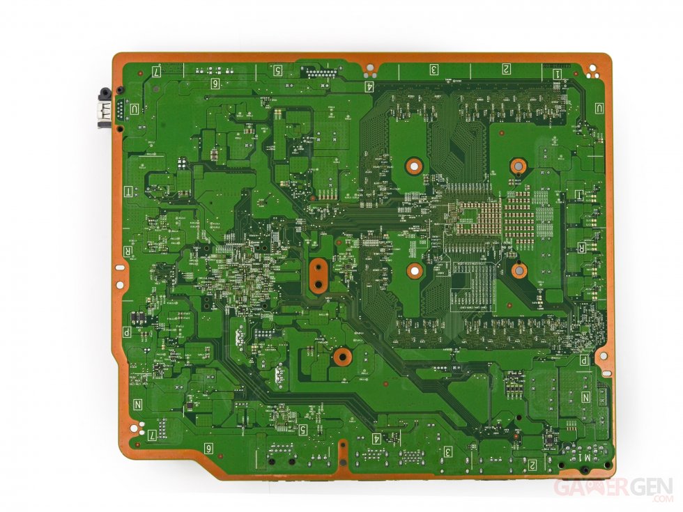 Xbox-One-demontage-console-ifixit-teardown- (34)