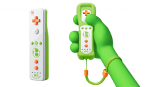Yoshi Wiimote Plus Nintendo 06.05.2014 